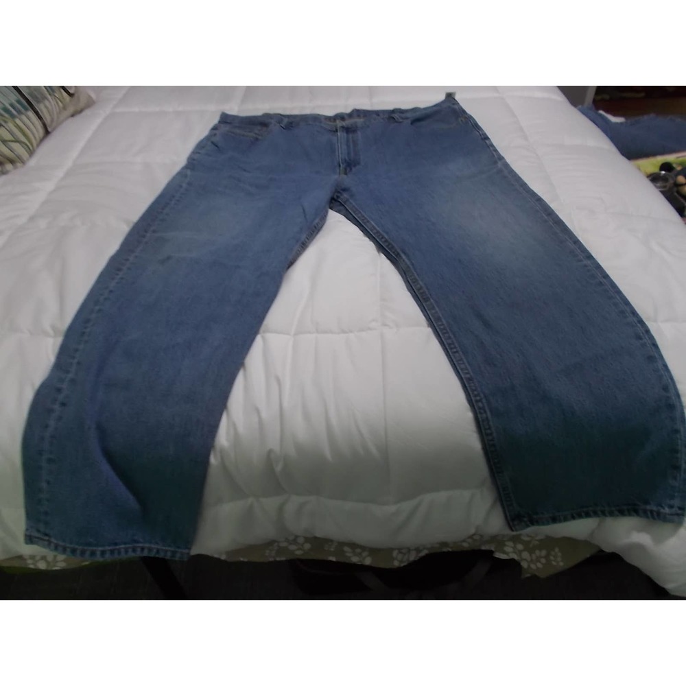 Levi 550's size 48x32